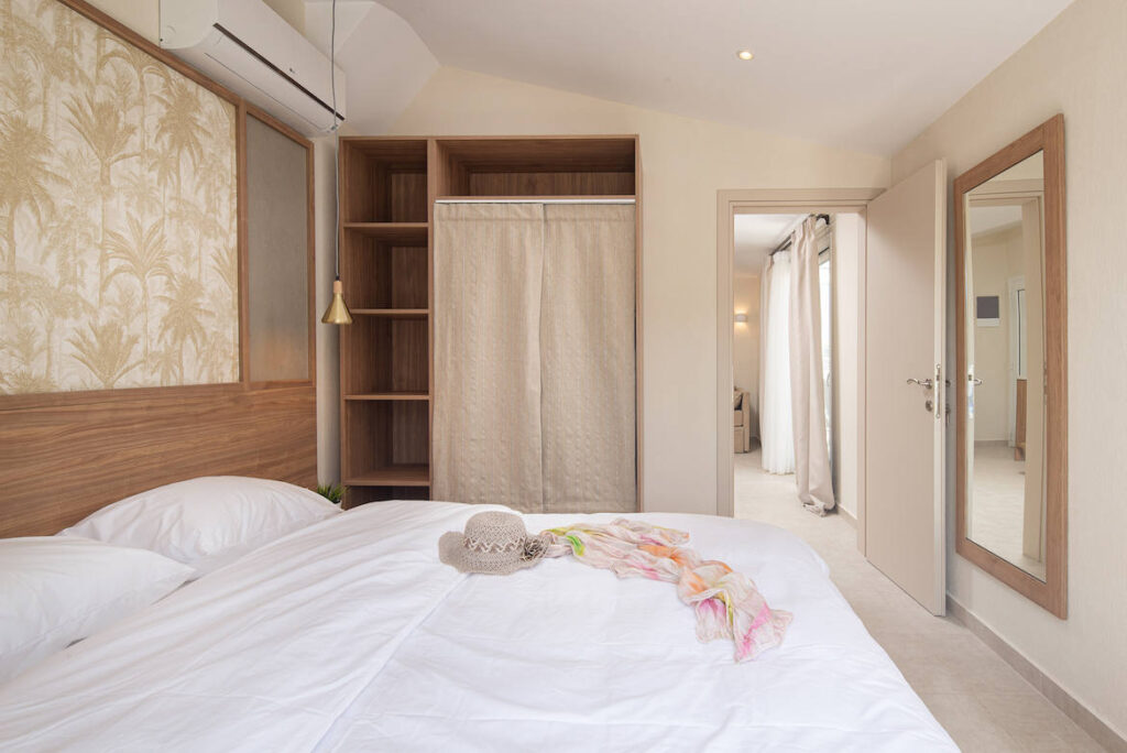Sarti Studios The Perfect Blend of Comfort and Greek Hospitality